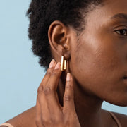 Delelle Hoops hero close-up
