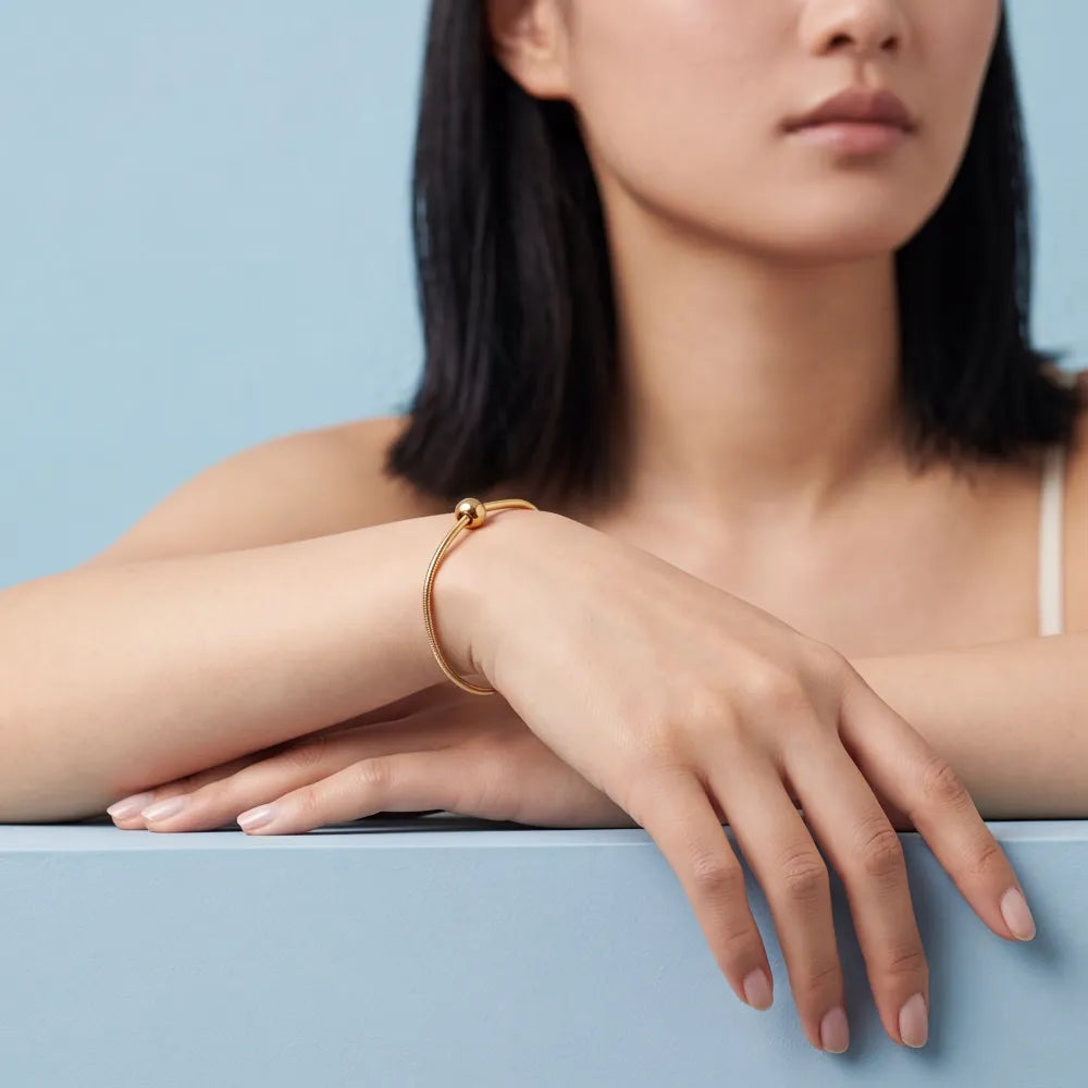 Celenia Bracelet detail