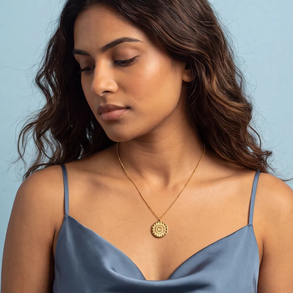 Genenne Luminosa Necklace on model