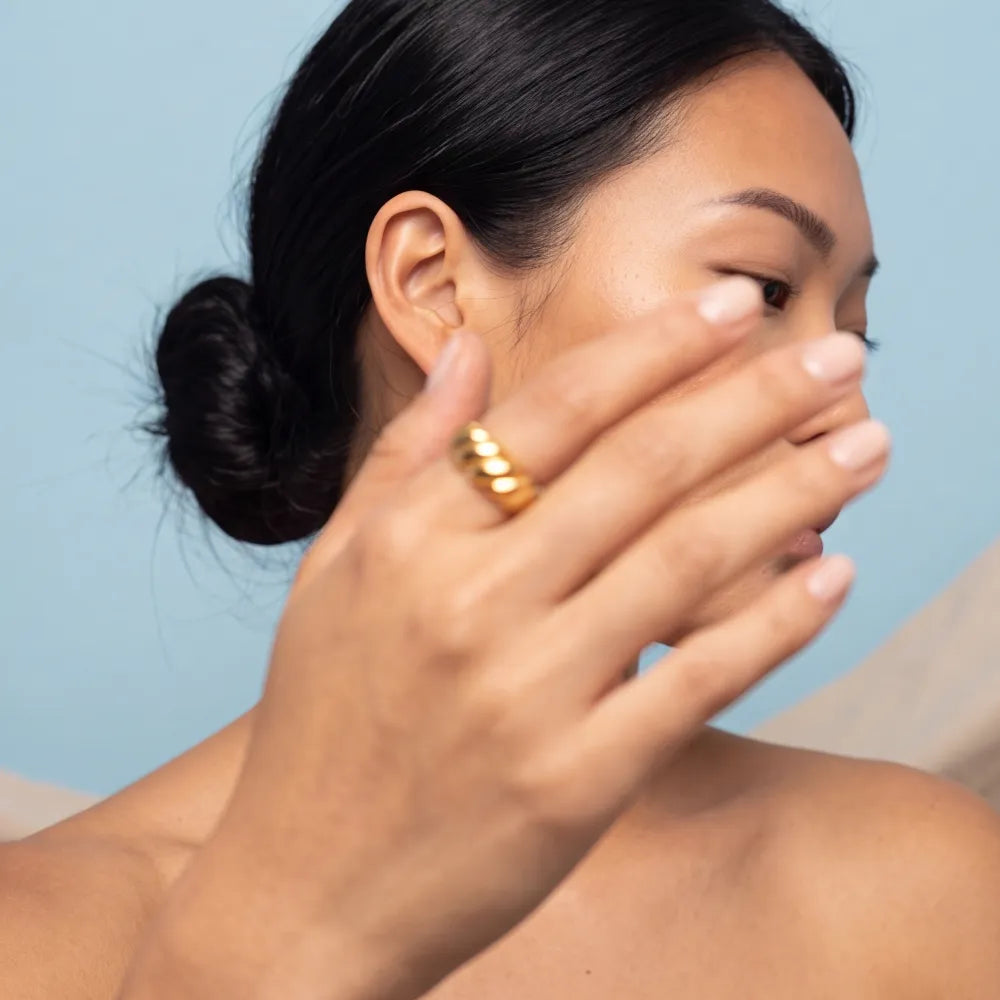 Genienne Ring detail
