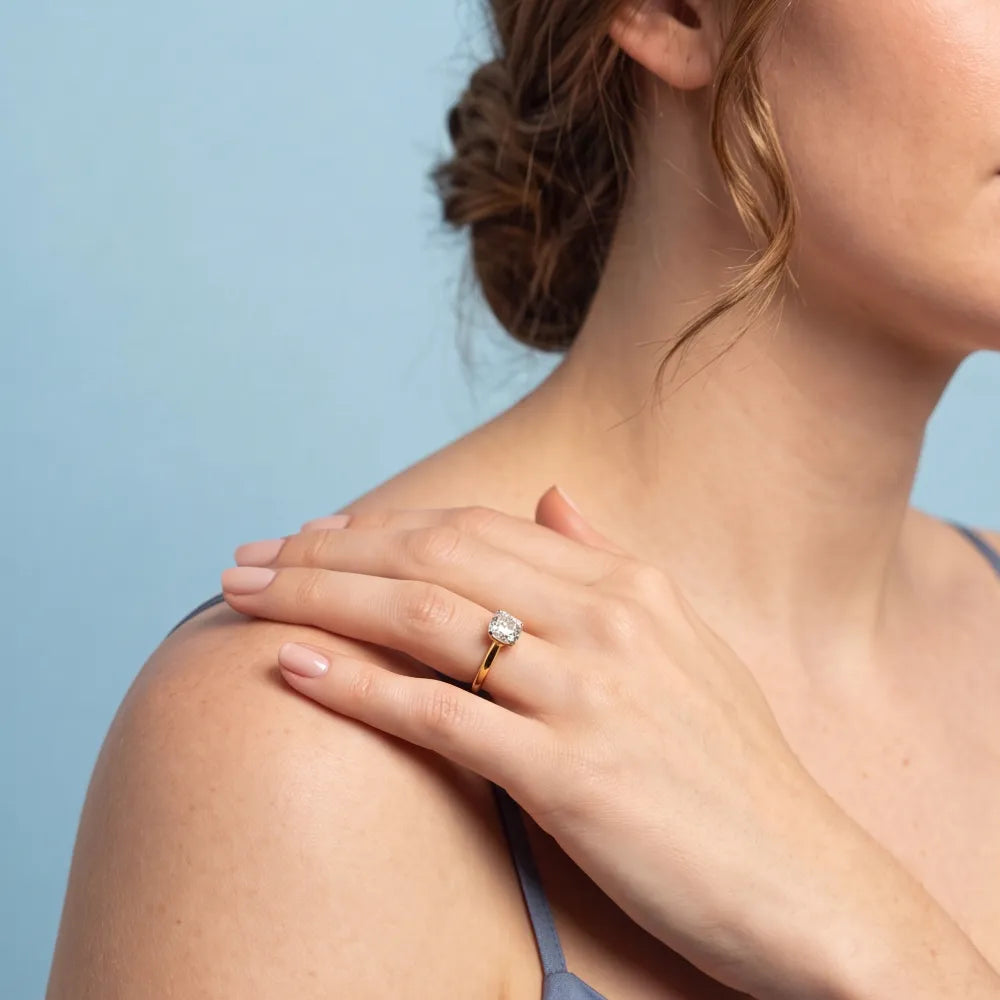 Elella Ring detail