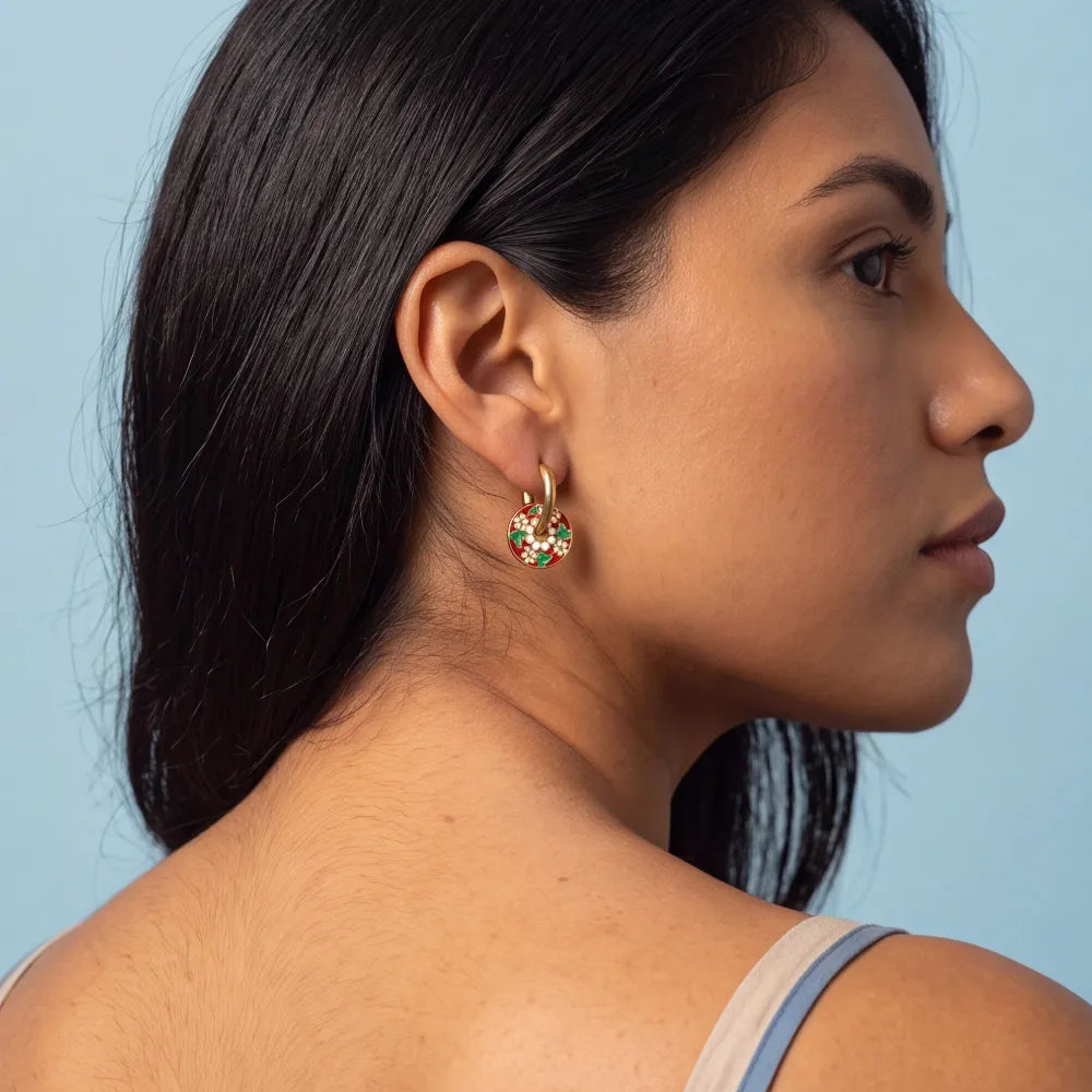 Belaris Earrings detail