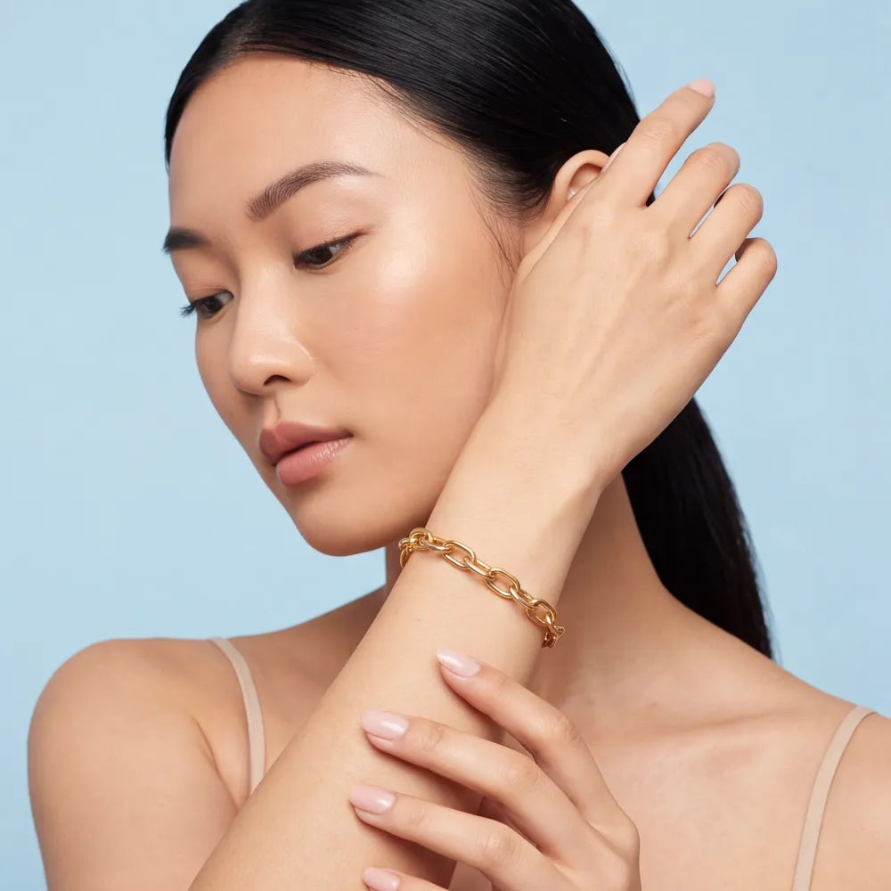 Beliva Bracelet on model