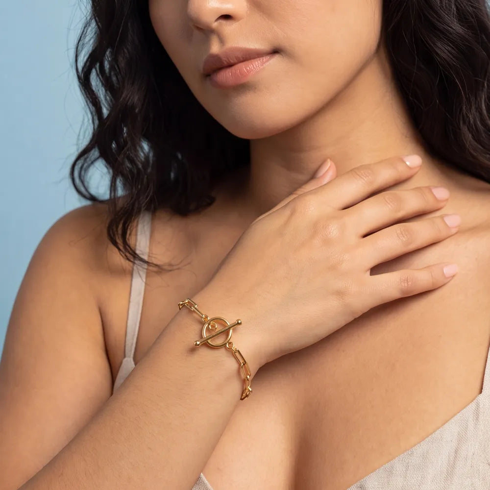 Belessa Bracelet worn