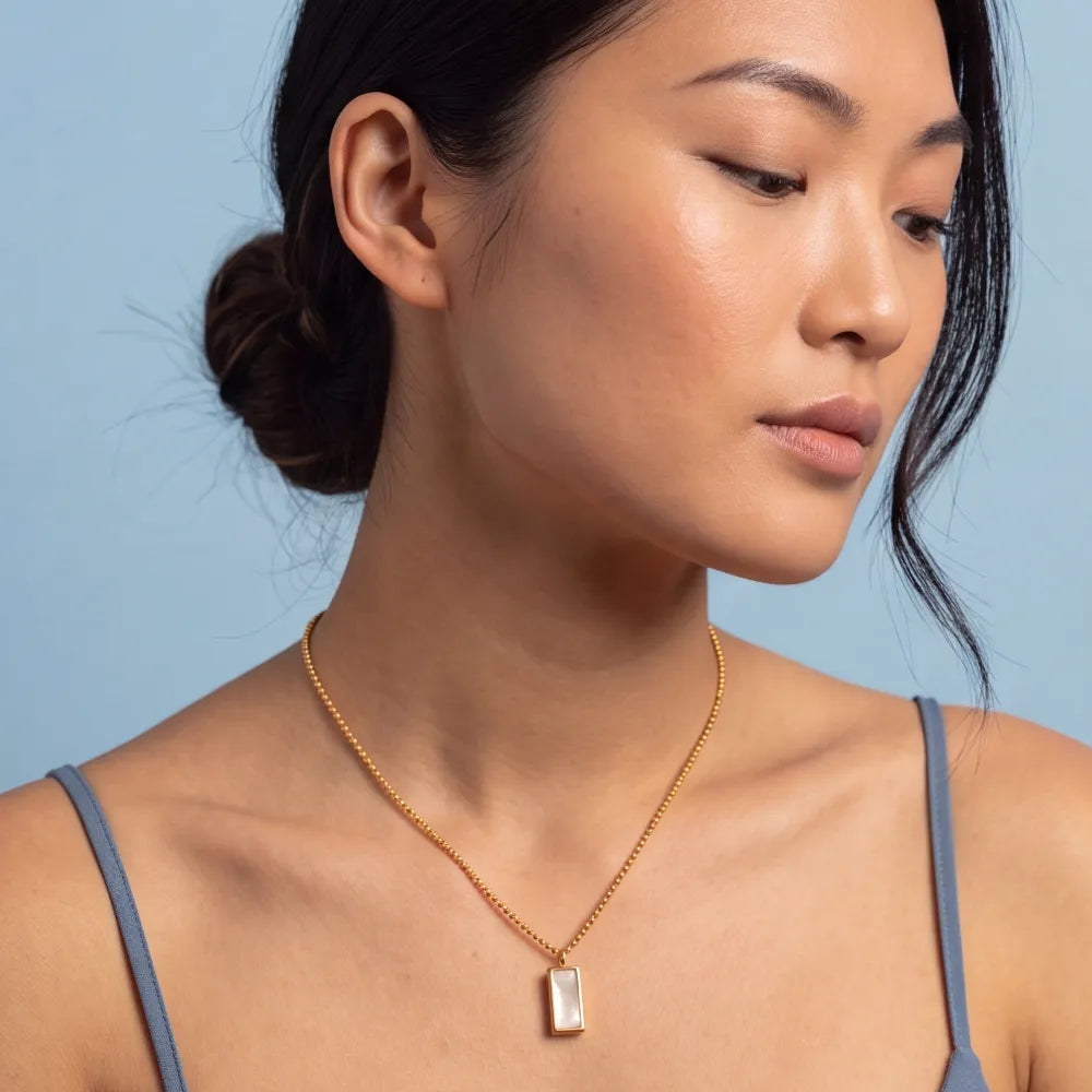 Alessa Necklace on model