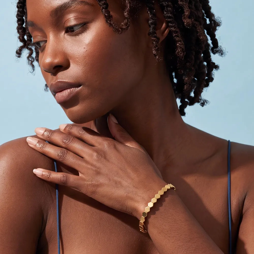 Genonde Honeycomb Bangle on model