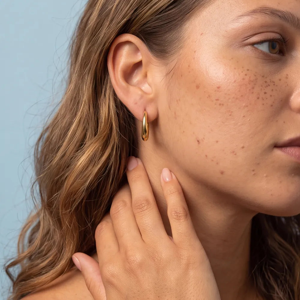 Delenne Hoops detail