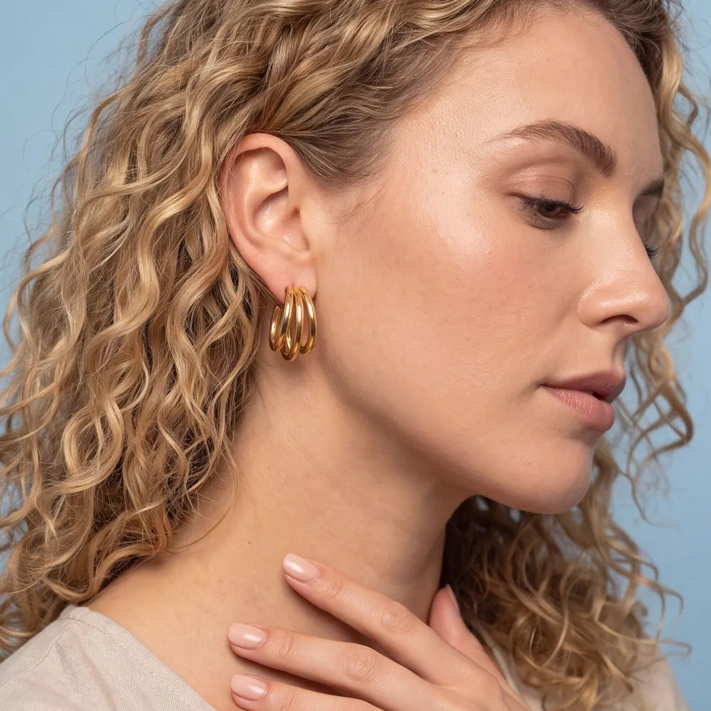 Elise Earrings detail