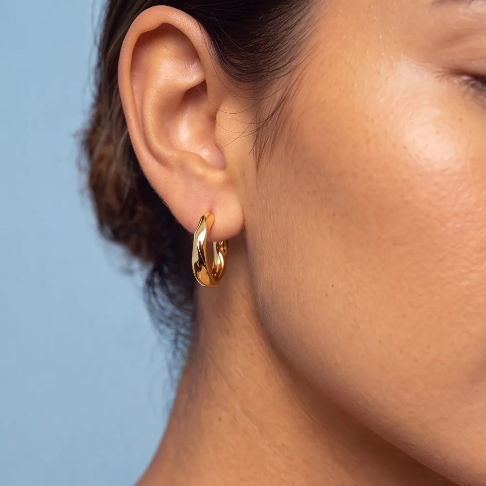 Delella Hoops worn