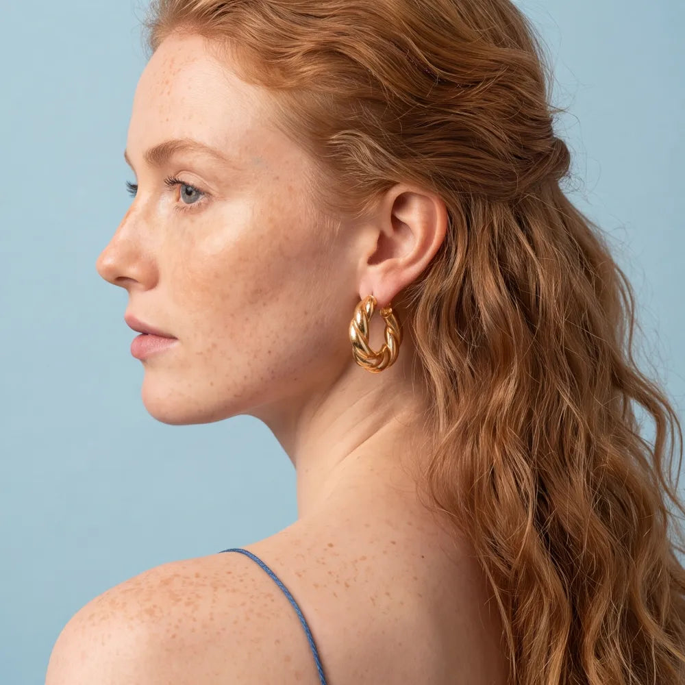 Fenora Hoops detail