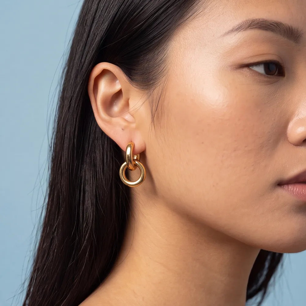 Delienne Hoops worn