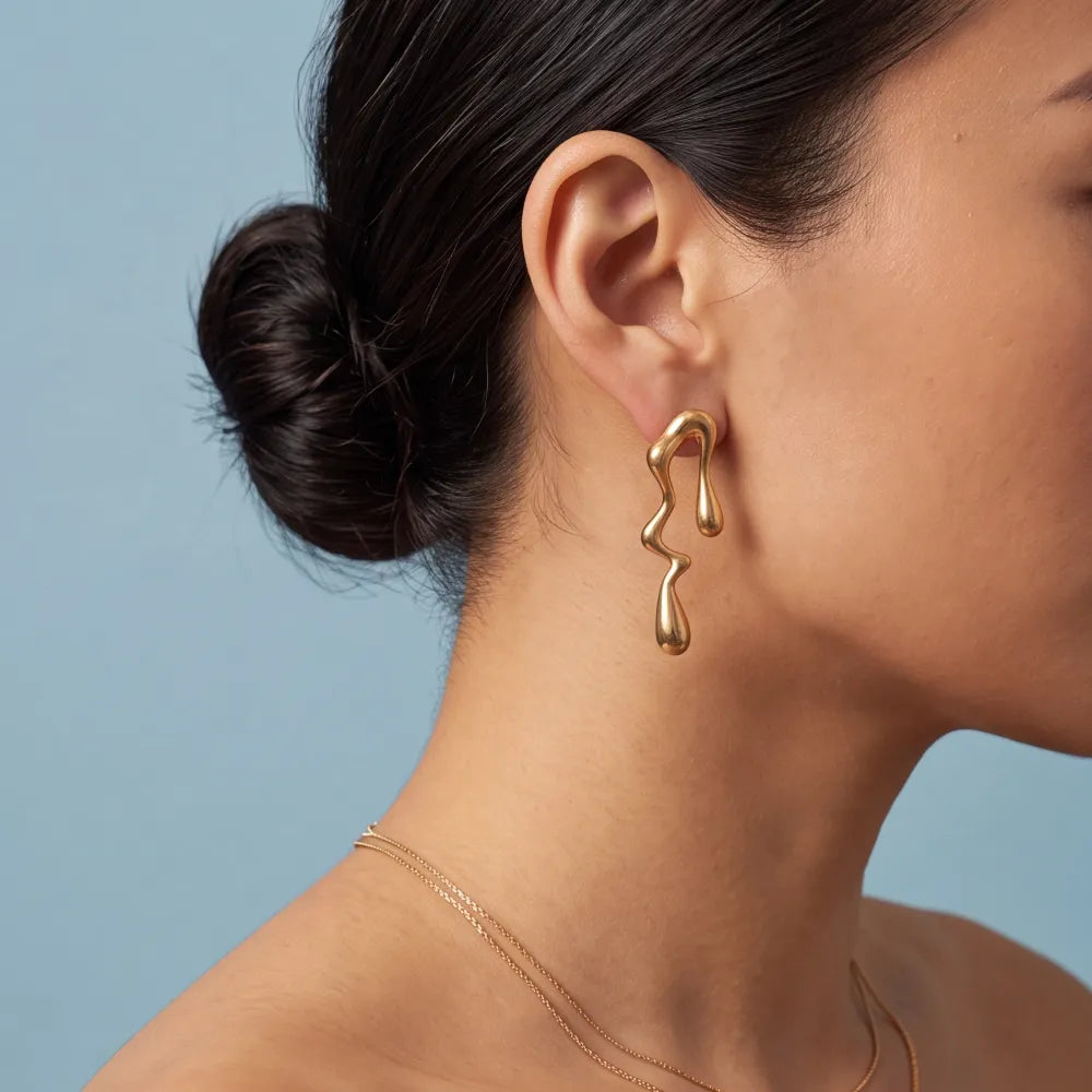 Deliva Earrings on model