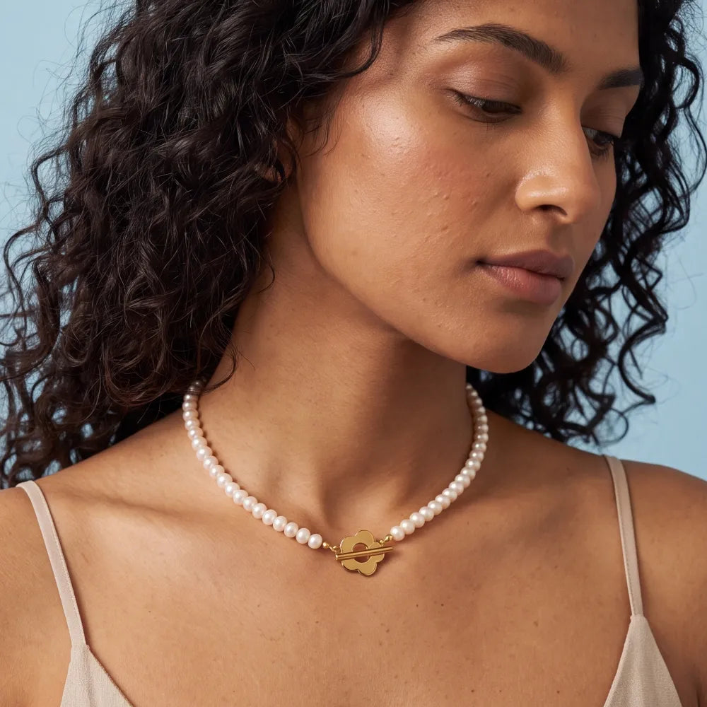 Eletta Necklace detail