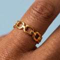 Helonde Ring hero close-up