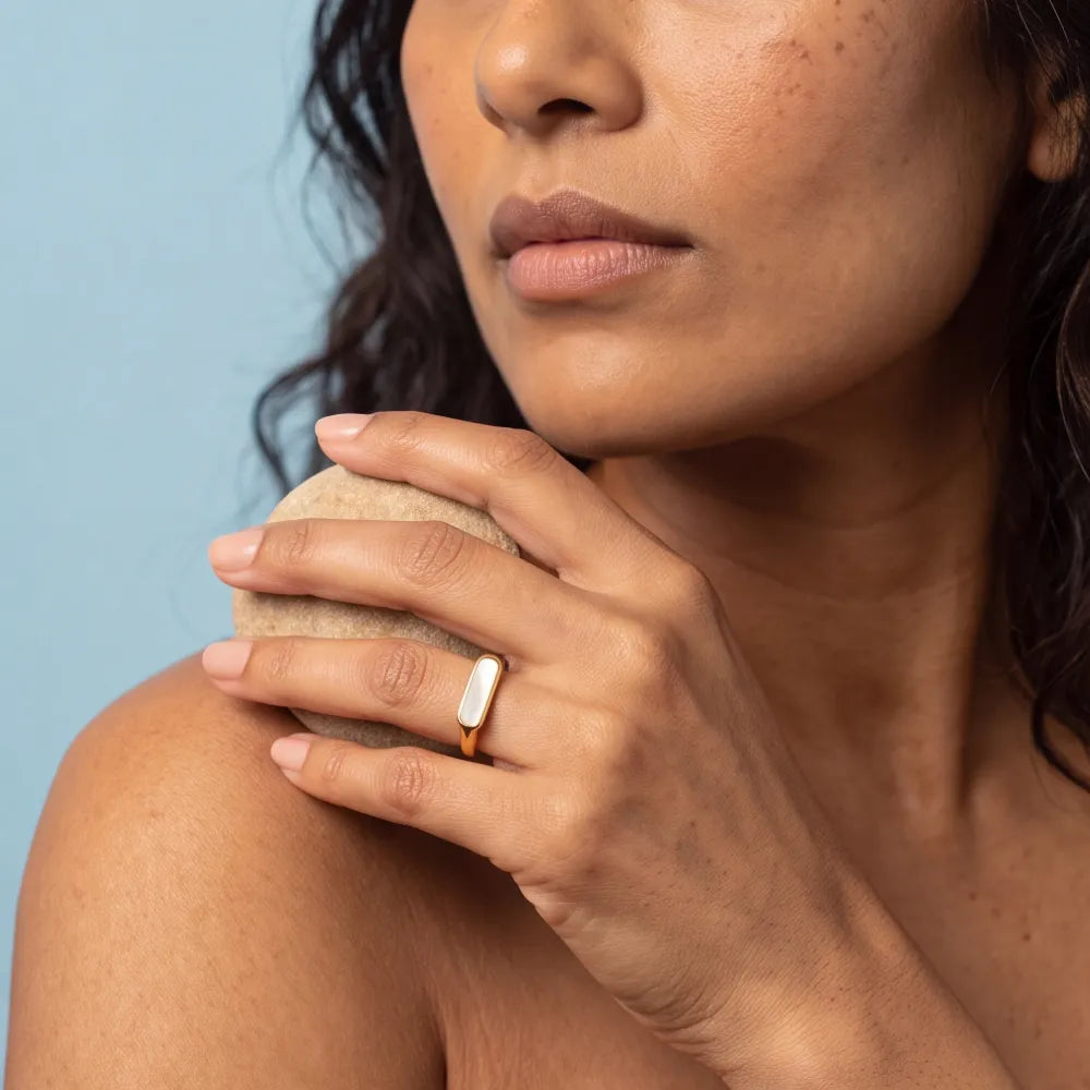 Genine Ring worn