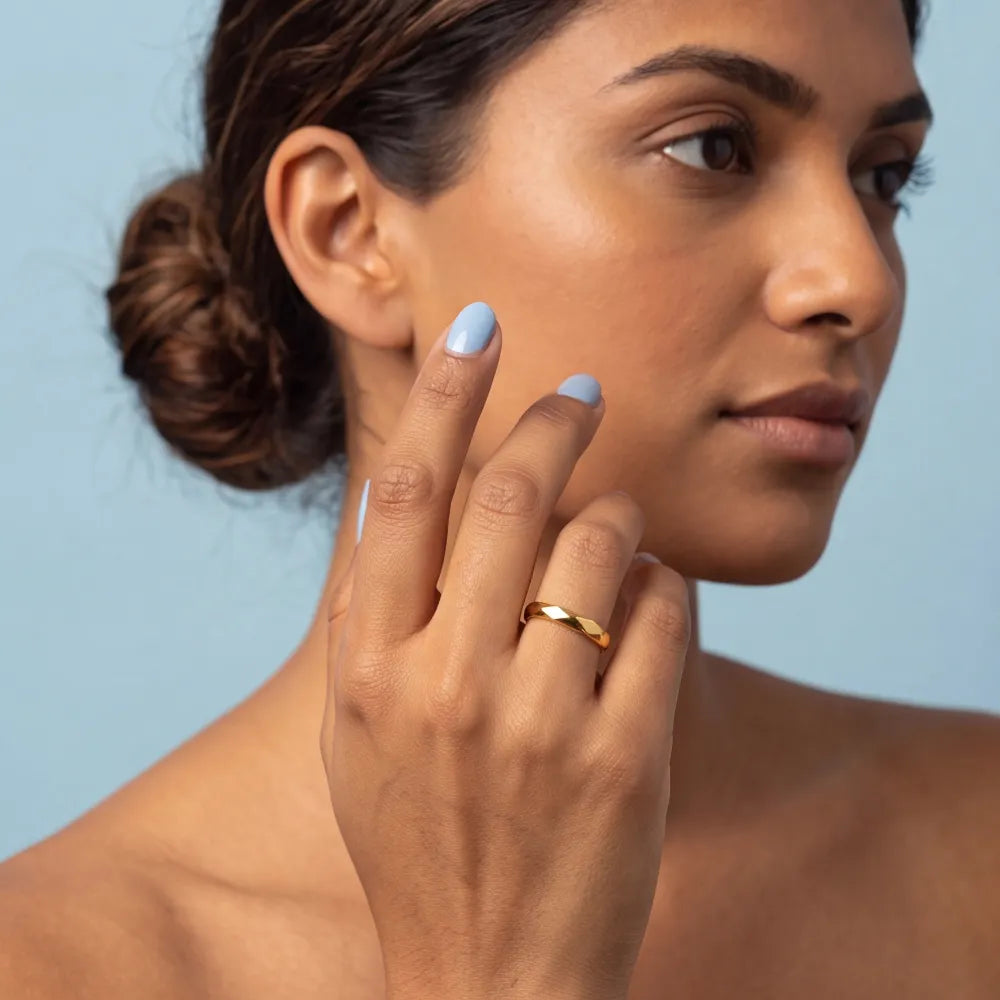 Elasia Ring on model