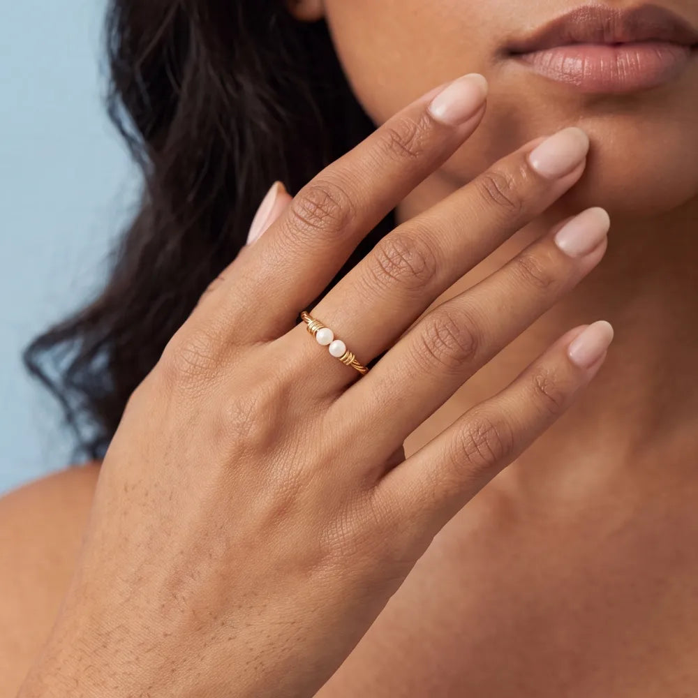 Delyne Ring on model