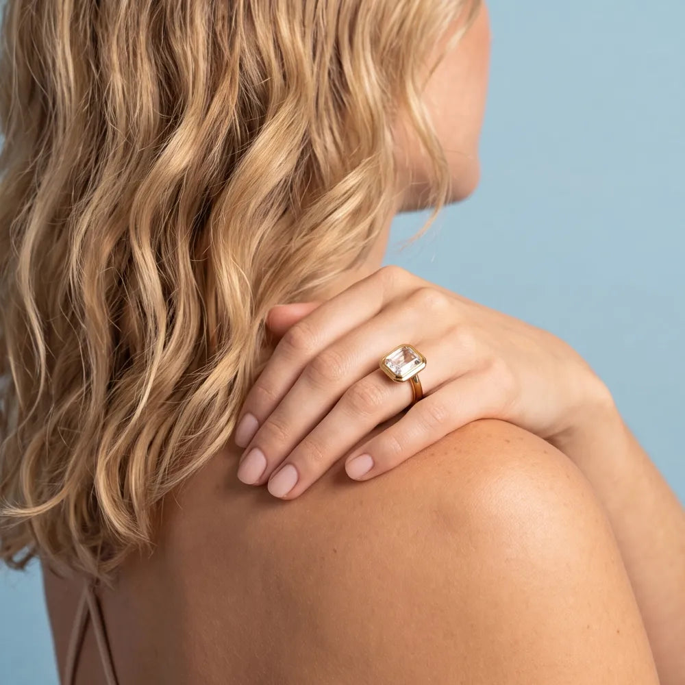 Delonde Ring detail