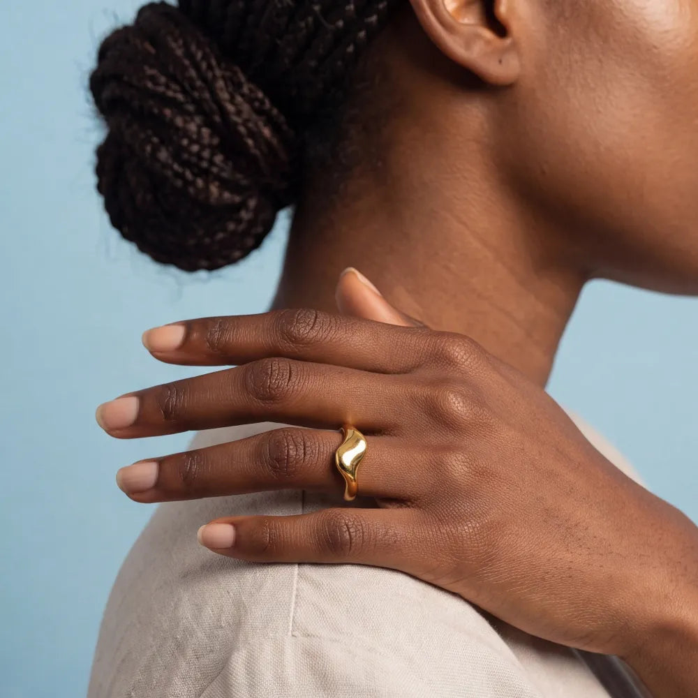 Marisande Ring worn