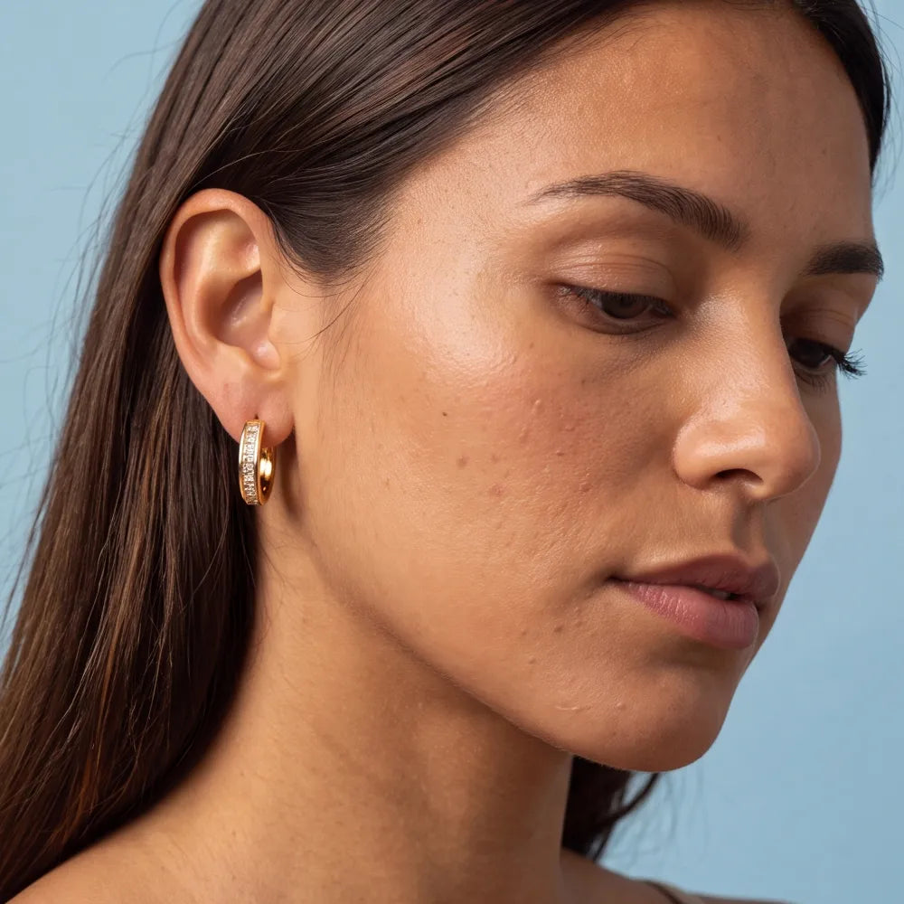 Genaris Hoops on model
